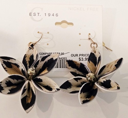 Cest1946 dangle - cest1946,