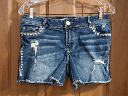 Cest 1946 denim - cest, distressed